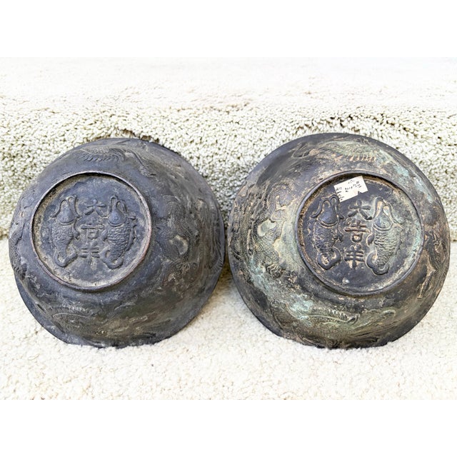 Antique Chinese Pair of Apocryphal Qing Dynasty Bronze Dragon Phoenix Fish Bowls For Sale - Image 4 of 12