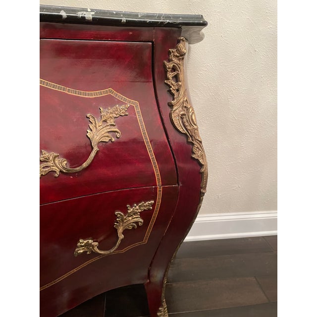 Antique French Louis XV Style Bombe Chest With Marble Top For Sale In Dallas - Image 6 of 11
