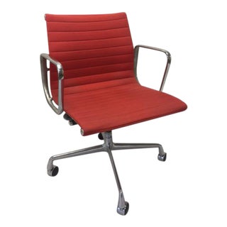 Red EA 117 Chair by Charles & Ray Eames For Sale