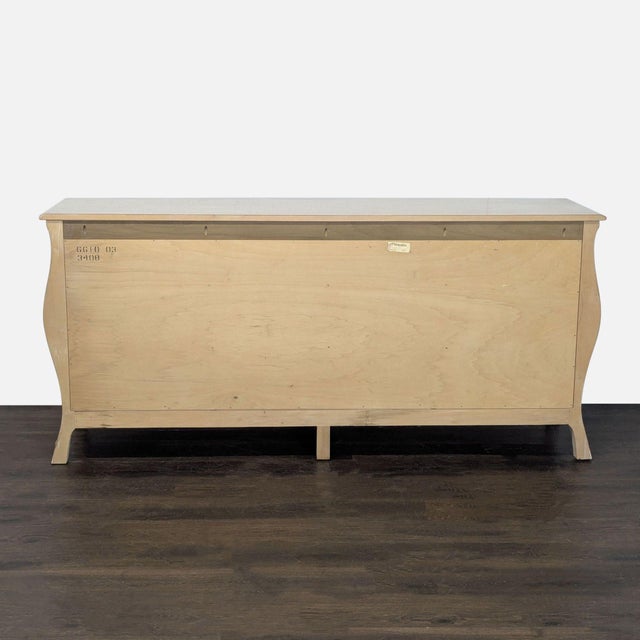 Vintage Henredon French Provincial 9-Drawer Dresser For Sale In San Francisco - Image 6 of 11