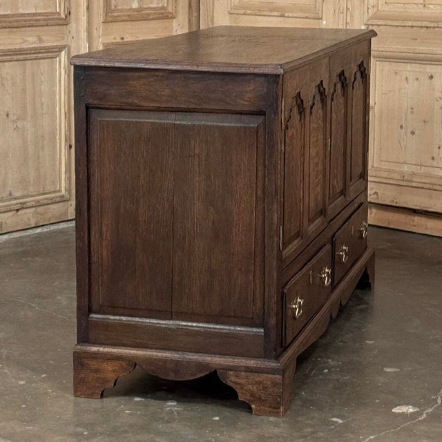 18th Century English Oak Mule Sideboard ~ Chest ~ Credenza For Sale - Image 12 of 18
