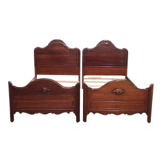 1950s Davis Cabinet Company Mid-Century Solid Cherry Carved Motif Twin Beds - a Pair For Sale