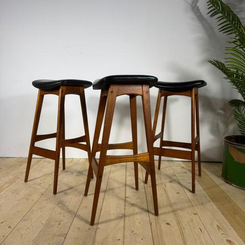 Brown Vintage Danish Teak Bar Stools by Johannes Andersen, 1960s, Set of 3 For Sale - Image 8 of 8