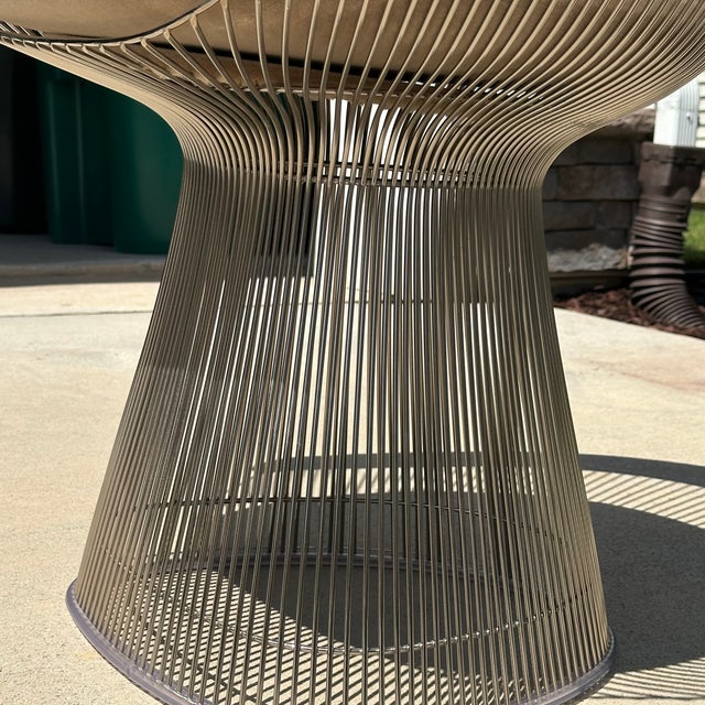 Knoll Pair of Warren Platner Knoll Wire Side Chairs For Sale - Image 4 of 10