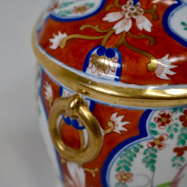 Antique Porcelain Sugar Box in Regency Dollar Sign Pattern Attributed to Coalport For Sale - Image 14 of 16