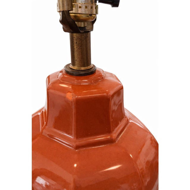 Late 20th Century Faceted Terracotta Glaze Architectural Table Lamp With Original Shade For Sale - Image 11 of 12