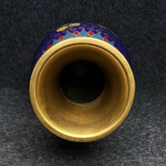 Late 19th Century Cloisonné Enamel Dragon and Phoenix Vase in Presentation Box For Sale - Image 9 of 9