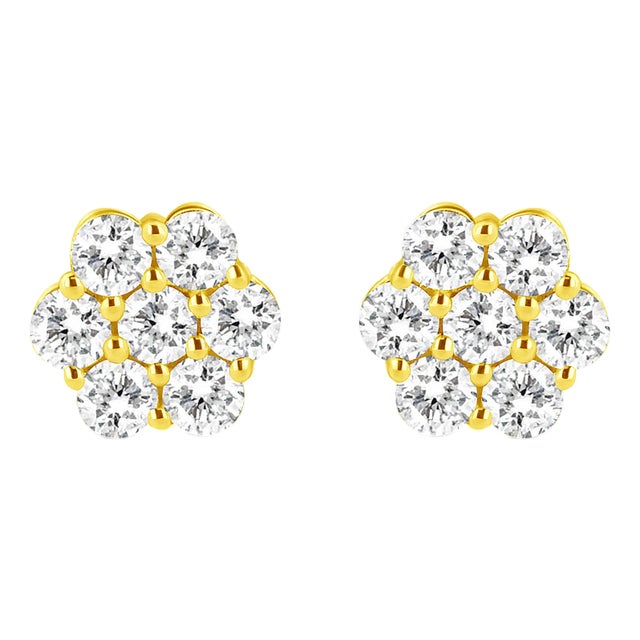 14K Yellow Gold 1/2 Cttw Brilliant Round Cut Diamond Floral Cluster Stud Earrings with Pushbacks (J-K Color, VS2-SI1 Clarity) For Sale