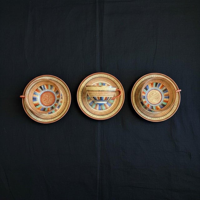 Antique Japanese 1000 Faces Porcelain Tea Cups & Saucers-Set of 3-Art Deco-Asian For Sale - Image 4 of 11