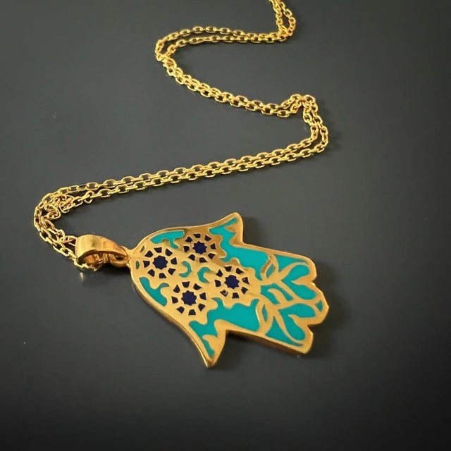 Floral Hamsa Hand Pendant Turquoise & Gold Necklace For Sale In Miami - Image 6 of 8