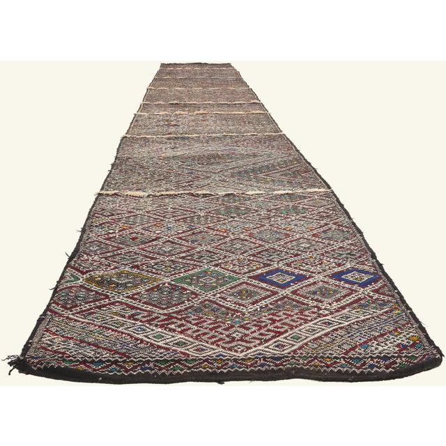 Tribal Vintage Zemmour Moroccan Kilim Rug, 03'10 X 23'01 For Sale - Image 3 of 11