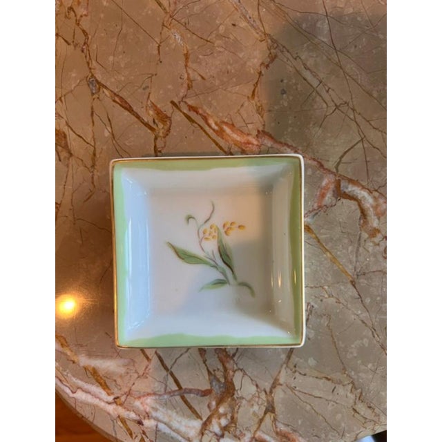 1990s French Bernardaud Limoges "Le Pre Catelan" Porcelain Dish For Sale - Image 4 of 4