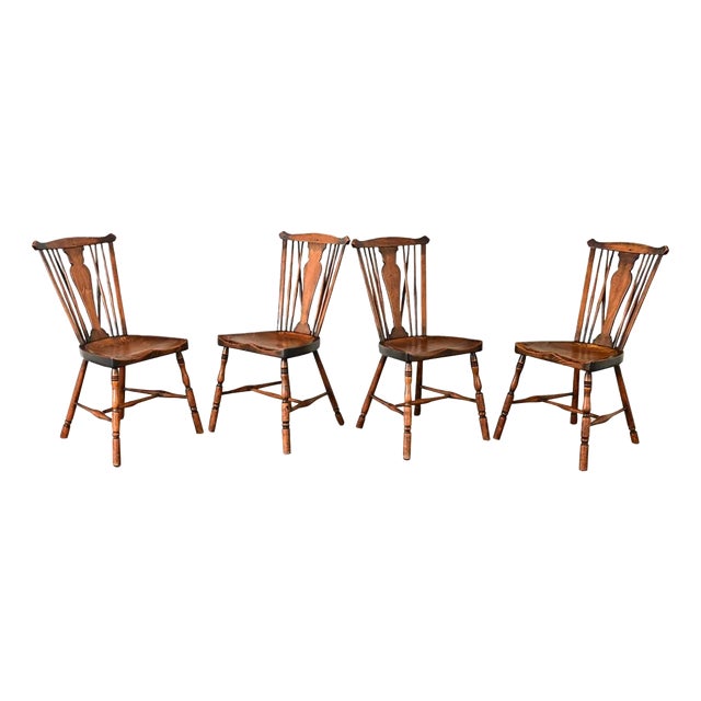English 19th Century Oak Windsor Chairs - Set of Four For Sale