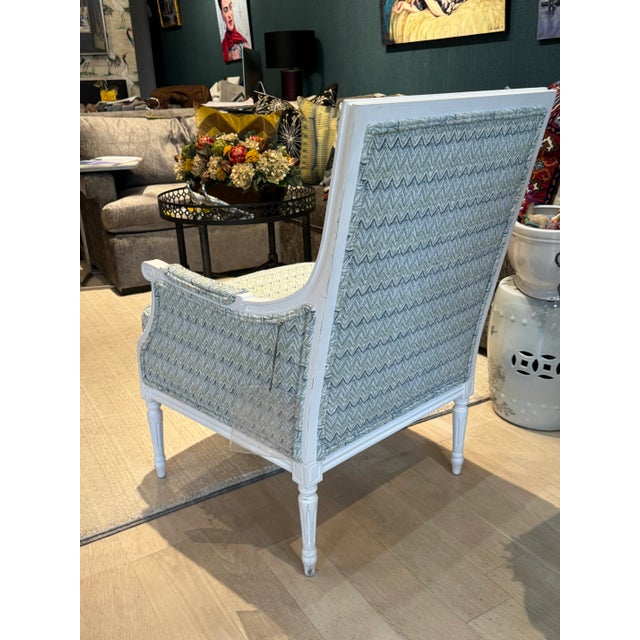 Lee Jofa Tilly Chair Floor Sample - 8 Months old. Brand - Lee Jofa Country of Manufacture - Made In United States This is...