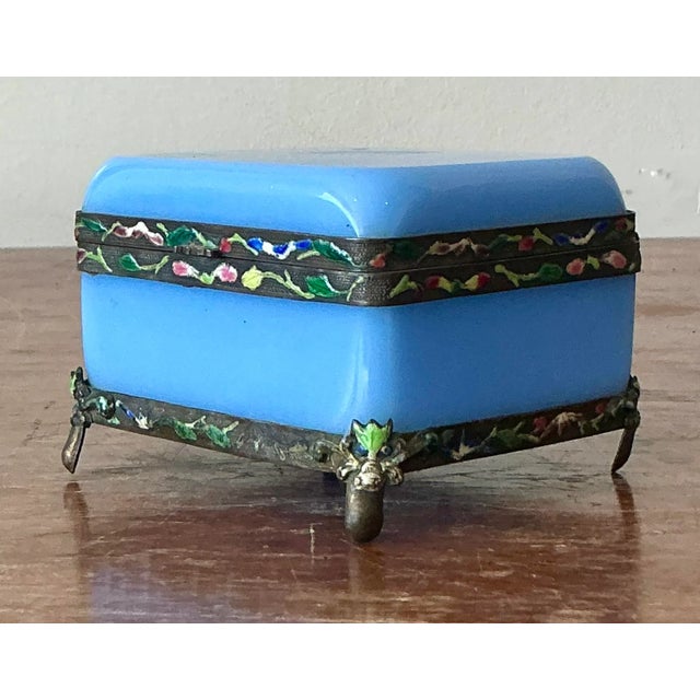 Vintage Regency Hand Painted Opaline Box For Sale In West Palm - Image 6 of 7