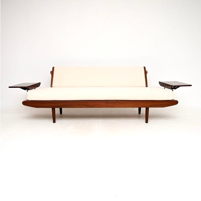 An outstanding and very rare vintage sofa bed by Toothill, made in England and dating from the 1960’s. These were...