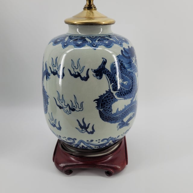 Chinese Vintage Chinese Blue and White Dragon Porcelain Ginger Jar Table Lamp | Wood Base | Coin Finial For Sale - Image 3 of 5