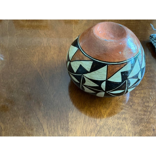 1970s Acoma Pueblo Multi Color Pottery/ Vessel Styled After Marie Torivio For Sale In Chicago - Image 6 of 6