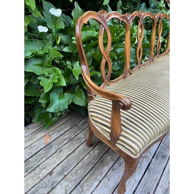 French French Loveseat Settee Sofa 19th Century Exquisite For Sale - Image 3 of 6