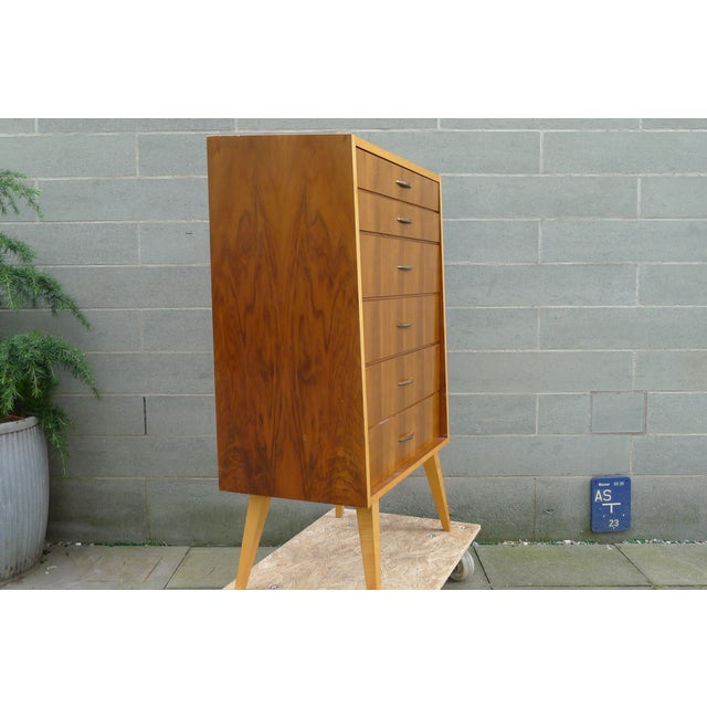 Mid-Century Chest of Drawers in Walnut and Maple with Brass Handles, 1950s For Sale - Image 4 of 17