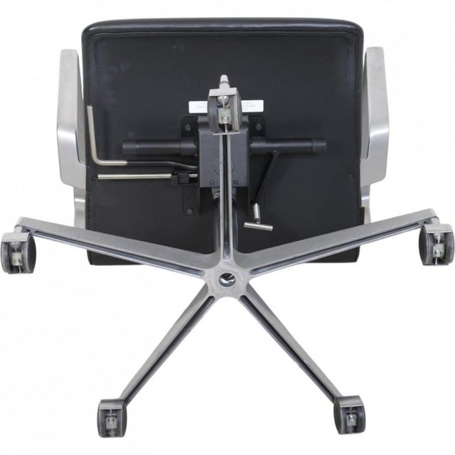 Oxford Chair in Black Leather by Arne Jacobsen, 2012 For Sale - Image 16 of 18