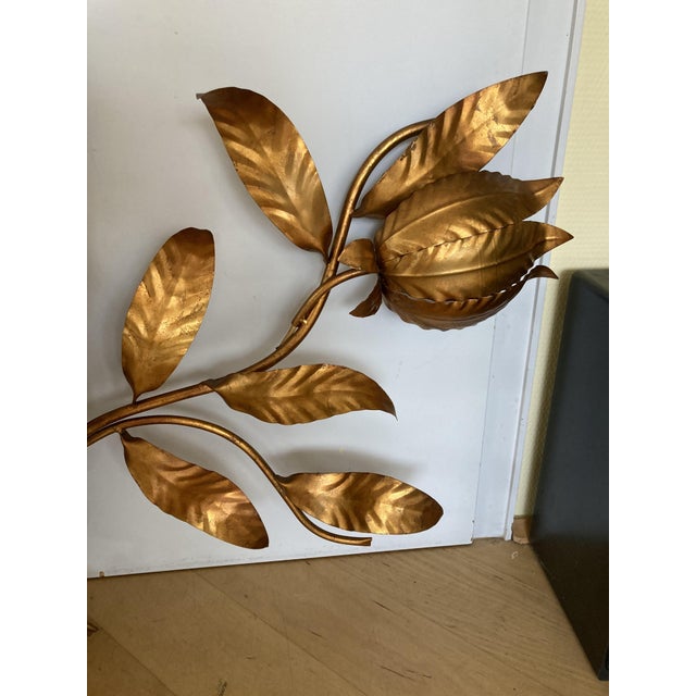 Hollywood Regency Gold-Colored Floral Brass Wall Lamp by Hans Kögl, 1960s For Sale - Image 4 of 14