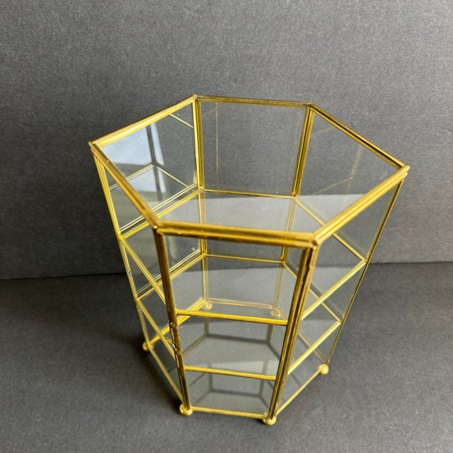 Mid-Century Modern Vintage Brass & Glass Display Shelf Petite Footed Curio Display Cabinet Miniature Case For Sale - Image 3 of 10