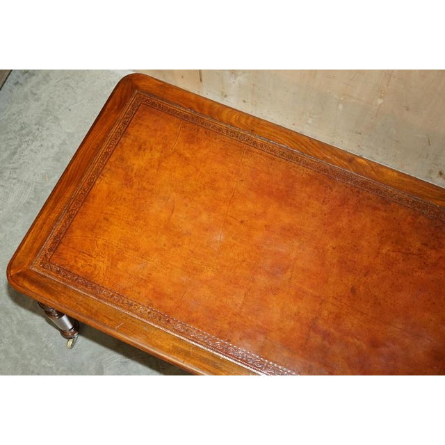 Antique Victorian Dining Table in Brown Leather from Howard & Sons For Sale - Image 10 of 18