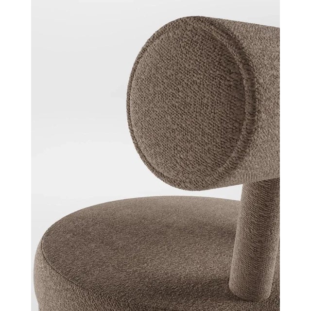 Collector Moca Chair in Boucle Brown Blue by Studio Rig, in New conditions. Designed from 2000