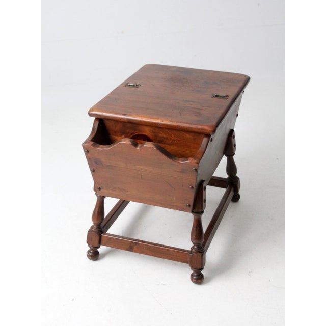 Mid-Century Colonial Revival Magazine Rack End Table For Sale - Image 12 of 18