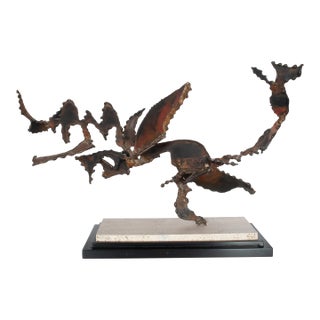 Oregon Pacific Northwest Artist Brutalist Bronze "Charging Animal" Sculpture by Tom Hardy, 1985 For Sale
