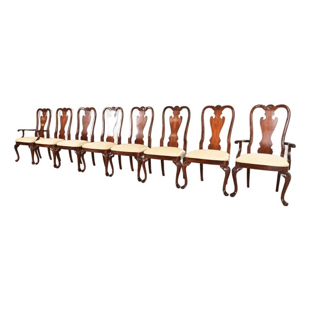 Thomasville Queen Anne Carved Solid Mahogany Dining Chairs, Set of Eight For Sale