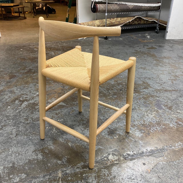 Inmod Hans Wegner Style Elbow Bar Counter Stool | Chairish (640 x 640 Pixel)