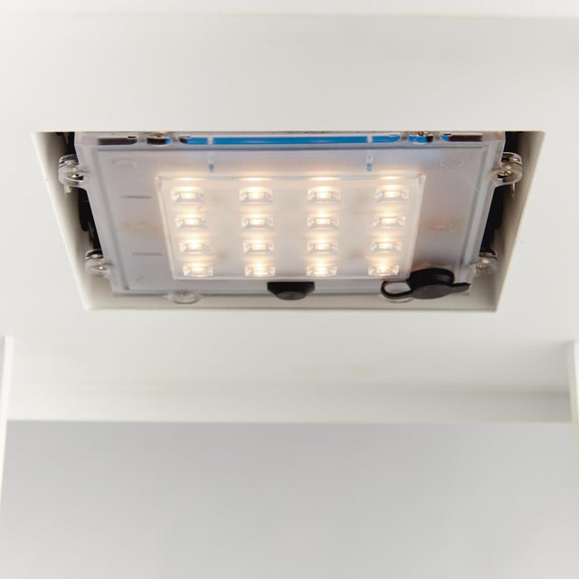 Kenneth Ludwig Chicago Hanley Solar Led Lantern 24" For Sale - Image 4 of 5