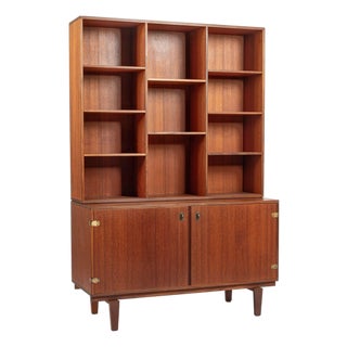 Danish Mid-Century Modern Teak Bookcase Cabinet by Peter Løvig Nielsen, 1960s For Sale