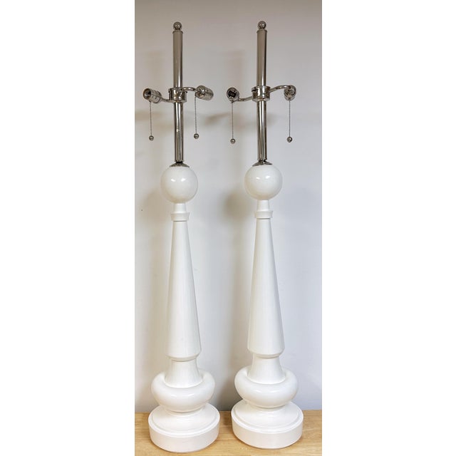 White Pair of Monumental Mid-Century White Lacquer and Nickel Sculptural Table Lamps For Sale - Image 8 of 9