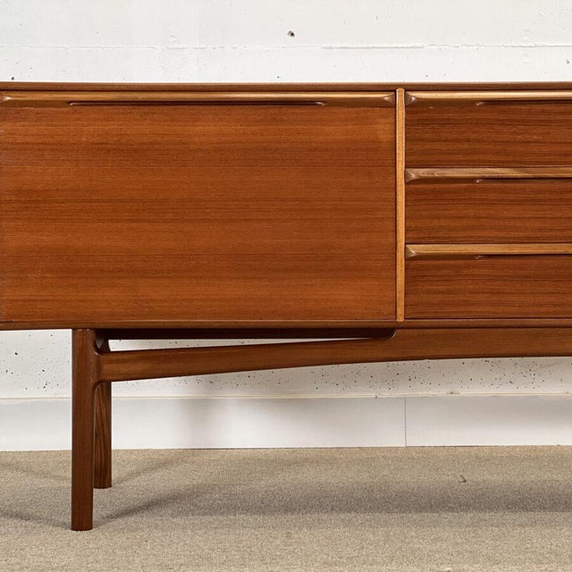 Dunoon Sideboard in Teak by Tom Robertson for McIntosh For Sale - Image 5 of 18