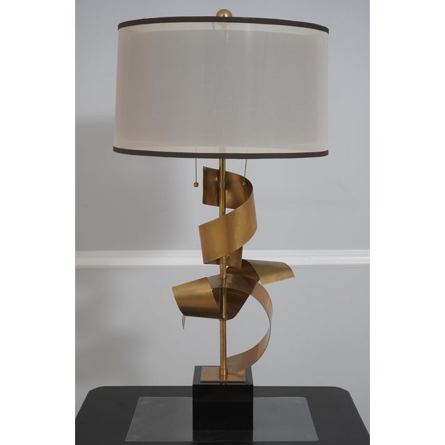 Age: Approx: 15 Years Old Details: Modern Design High Quality Construction Large Impressive Lamp Black Granite Base Solid...