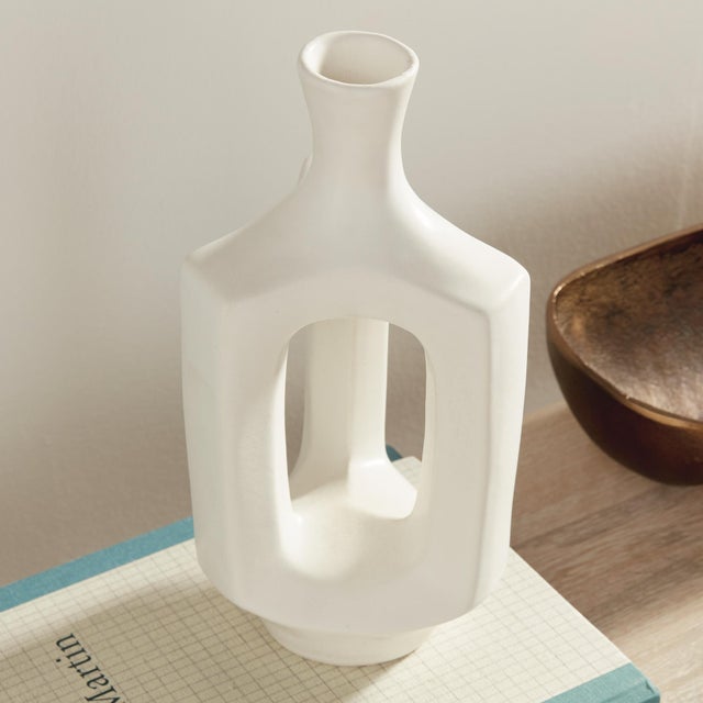Sculpture Materials Sonya Vase Medium For Sale - Image 7 of 7