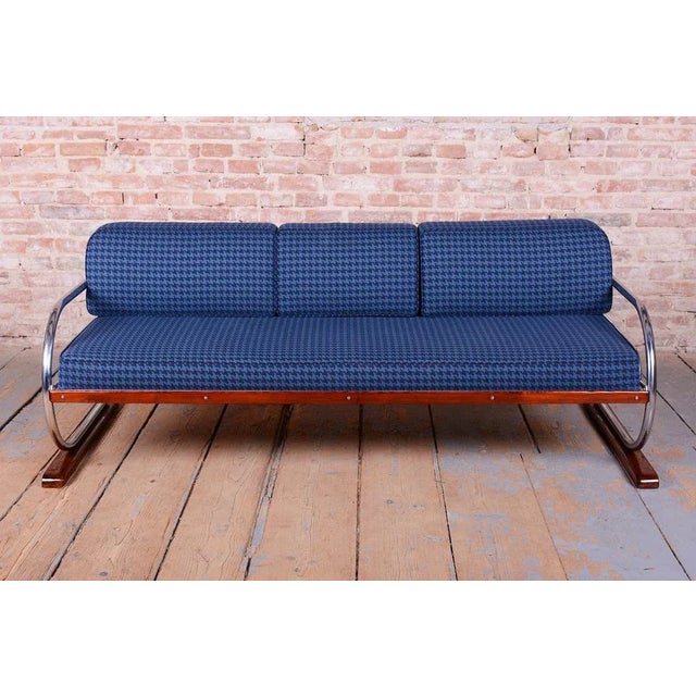 Czech Bauhaus Chrome and Beech Sofa attributed to Robert Slezak, 1930s For Sale - Image 9 of 18