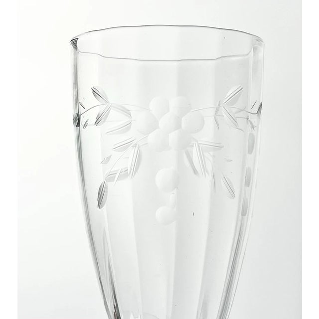 1950s Vintage 6 Etched Flower Optic Iced Tea or Tumbler Glasses For Sale - Image 4 of 5