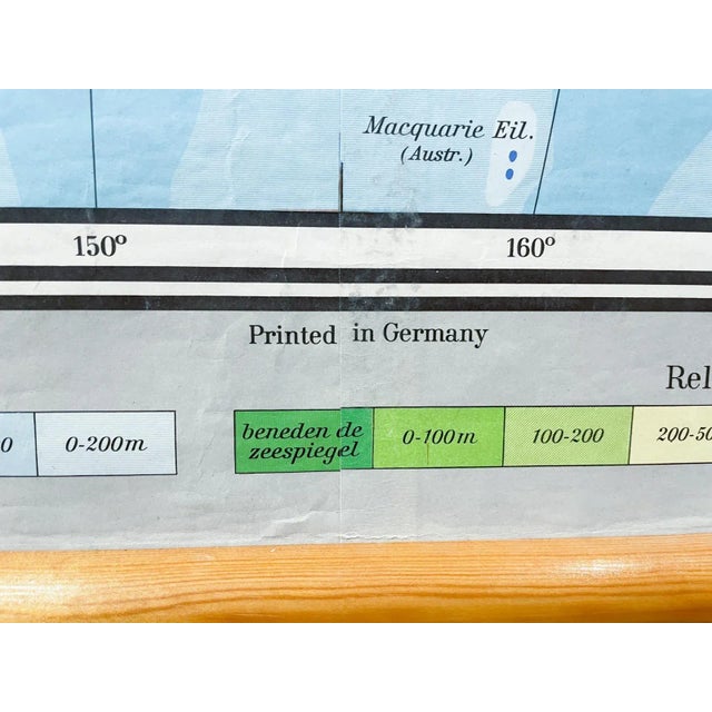 Mid-Century Dutch Topographical Wall Map of Australia and Oceania on Linen For Sale - Image 10 of 13