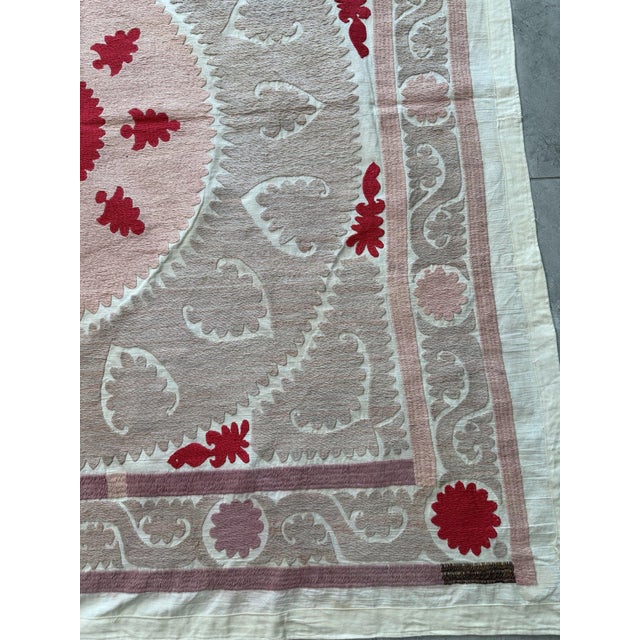Mid-Century Modern Hand-Embroidered Neutral Tan Suzani Wall Decor For Sale - Image 3 of 7