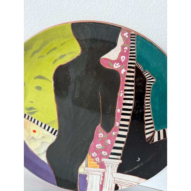 Black 1980s Lois Barton Hand-Painted Figurative Modernist Art Ceramic Decorative Plate For Sale - Image 8 of 12