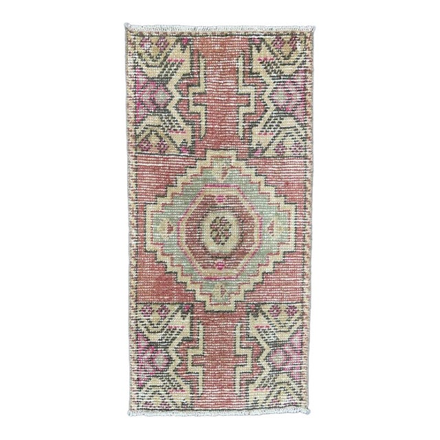 Turkish Yastik Rug 1'5" x 2'11" For Sale