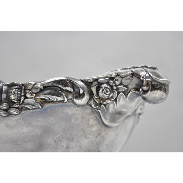 Vintage Lunt Victorian Silver Plated Oval Pedestal Base Rose Pattern Fruit Bowl For Sale In Philadelphia - Image 6 of 17