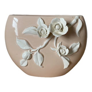 Mid Century Fritz and Floyd Pink Vase For Sale