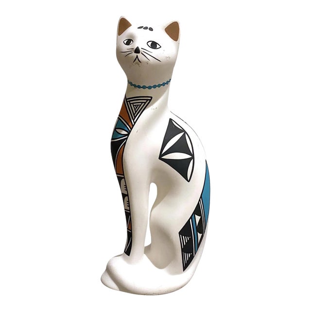 Vintage Native American Style Pottery Cat. For Sale