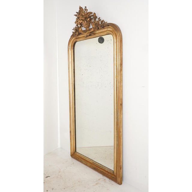French Antique European Louis Philippe Foliate Urn Wall Mirror For Sale - Image 3 of 12