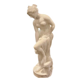 19th C. French Marble Statue of Venus For Sale